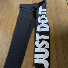NIKE スポーツレギンスのサムネイル