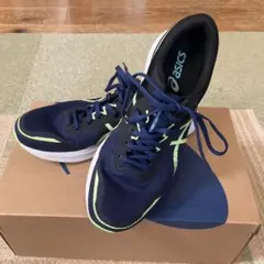 アシックス　ハイパースピード３　27センチ　メンズ