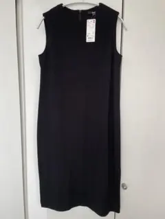 UNIQLO ポンチドレス 黒 M 新品未使用