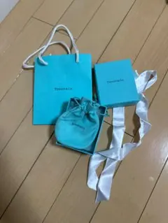 Tiffany 梱包セット、リボン無くなりました！のサムネイル