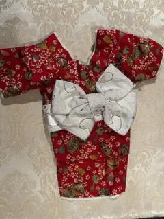 小型犬サイズ　犬用和服 赤い花柄と動物柄