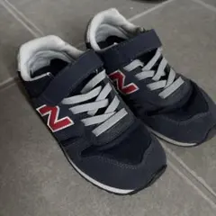 New Balance ネイビー スニーカー ベルクロ　19㌢