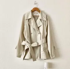La Totalite/ラ トータリテ ライトショートコート ベージュ38のサムネイル