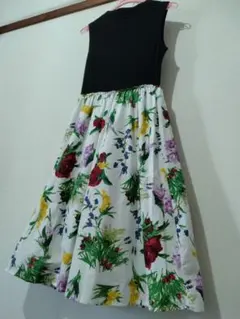 o*o様 ノースリーブ 花柄 ドッキング ワンピース M 黒 美品