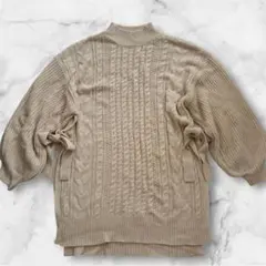 【SALE中】レディースベージュ ニットベストジレ長袖Mサイズぐらい