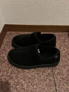 UGG アグ LEISURE OUTDOOR ボアスリッポン ブーツ 23cm