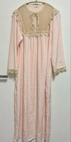 クリスチャンディオールニットピンク フレア ワンピース 長袖