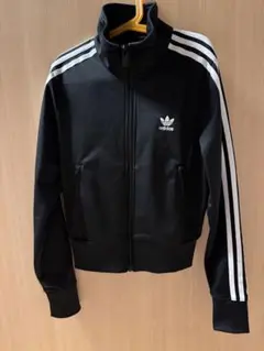 adidas ブラック ジップアップジャケット トラックジャケット