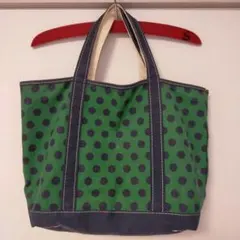 Item thumbnail for item 35c61a11-00f8-4153-afc9-1eb66fc5d66b