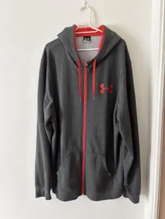 Under Armour グレー/レッド パーカー