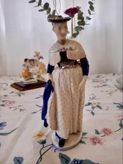 陶器Dolls 古代中国の多彩な楽器を持つ陶器製美人女性像8体Set