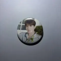 ドギョム 缶バッジ SEVENTEEN CAFE 2024