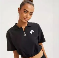 NIKE ショート丈ポロシャツ ブラック クロップド丈アノラックハーフジップ