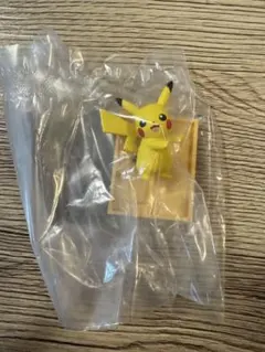 ポケモン　リーメント　ぴょこっと　おかえり！コレクション　ピカチュウ