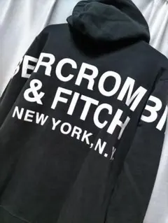 アバクロ　パーカー　ジップアップ　黒　ストレッチ　裏起毛