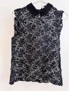 ZARA 襟付き総レーストップス