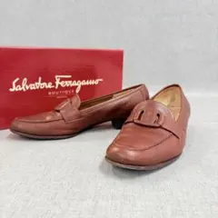 美品 フェラガモ パンプス レザー ガンチーニ ブラウン 6 23.0cm