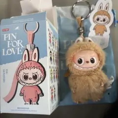 POP MART PIN FOR LOVE MONKETS Sサイズ　S