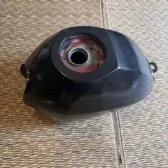 xr100 モタードタンクカバー xr100 モタードタンクカバー - メルカリ