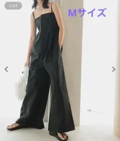 神戸レタス　ブラック サロペット ワイドパンツ Mサイズのサムネイル
