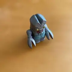 ウルトラマン 指人形 バルタン星人 ソフビ フィギュア(手動で走る)