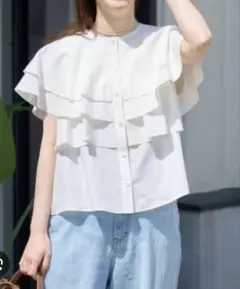 IENA イエナ　コットンシルクフリルブラウス　白のサムネイル