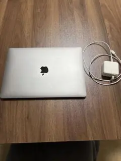 MacBook Air M1 2020 / 8GB / 512GB / 動作良好