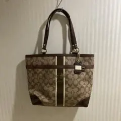 Coach シグネチャー柄 ストライプ トートバッグ