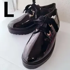 エナメルベロアリボン付き厚底靴シューズ　パンプス　地雷系　ブラック