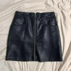 ブラックレザー タイトスカート ジッパー付き
