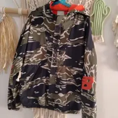 ニューバランス ジャケット 迷彩 フルジップフード