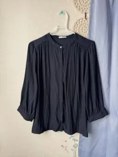 美品・ハニーズ GLACIER　ネイビー　ブラウス　トップス