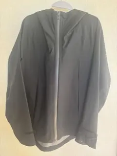 UNIQLO ブロックテックパーカー