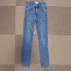 ZARA　スキニーデニム ライトブルー