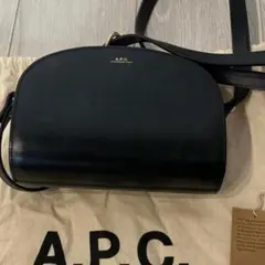 A.P.C.（アーペーセー） Louisette スクエア ショルダーバッグ - メルカリ