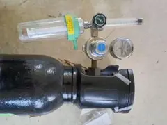 38gボンベ用 co2レギュレーター1/2-20UNF (最大0.1〜1MPa) - メルカリ