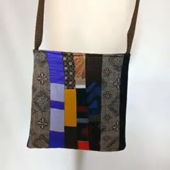 着物リメイク　大島紬や絣パッチワークミニショルダーバッグ　(スマホショルダー）