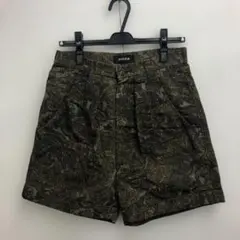 zucca ボタニカルフラワー柄 ショートパンツ　カーキ　美品のサムネイル