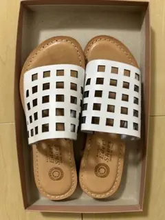 【新品】Elder Shoes サンダル 35サイズのサムネイル