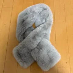 3COINS　グレー ファー マフラー　レディース