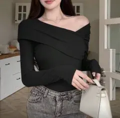 韓国 オフショルダー ブラック トップス 肩出し