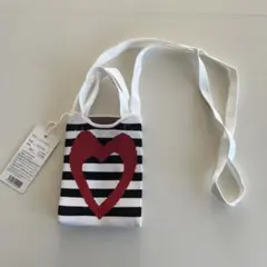 ⭐️新品⭐️未使用⭐️HUNDRED ニットスマホショルダーバッグ黒ストライプ　ハート