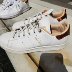 adidas Stan Smith ホワイトスニーカー