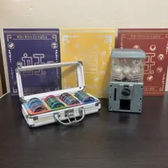 妖怪ウォッチ　メダル187枚セットとガチャガチャ　妖怪大事典