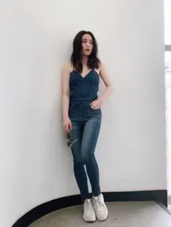 GYDA バッククロススキニーデニムサロペット　ブルー　Sサイズ