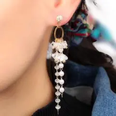 パールとクリスタルのフックピアスセット
