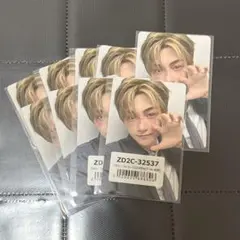 TWS play hard ジフン compact ユニバ トレカ