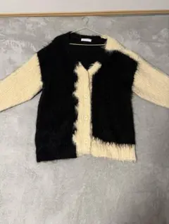 Nugu. Michi シャギーニットカーディガン 黒とベージュ