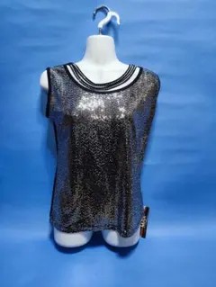 新品　シルバー メタリック タンクトップ
