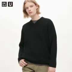 Uniqlo U プレミアムラムリブVネックセーター（長袖）